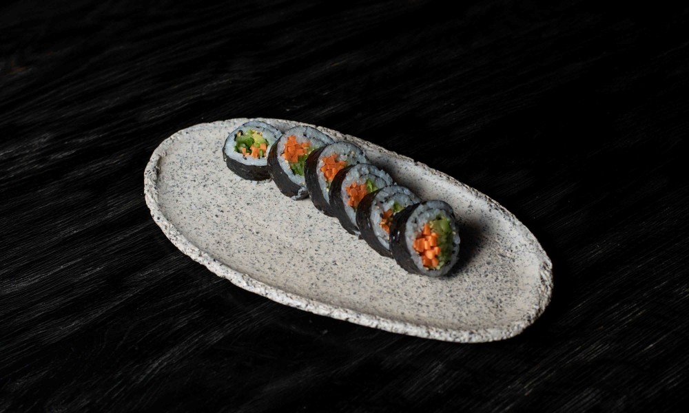 VEGGIE ROLL (hossomaki vegeterian)