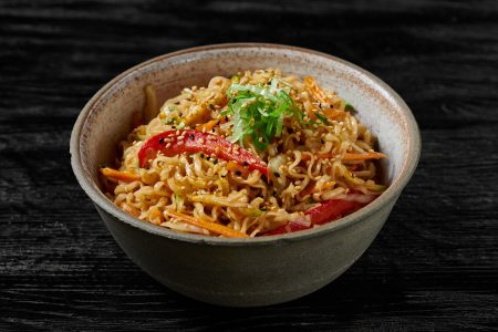 STIR FRIED YAKISOBA NOODLES