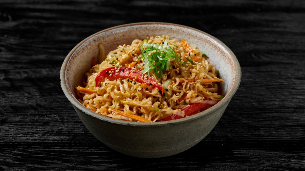STIR FRIED YAKISOBA NOODLES (rice noodles)