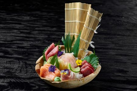 SASΗIMI PLATTER (14 pcs)